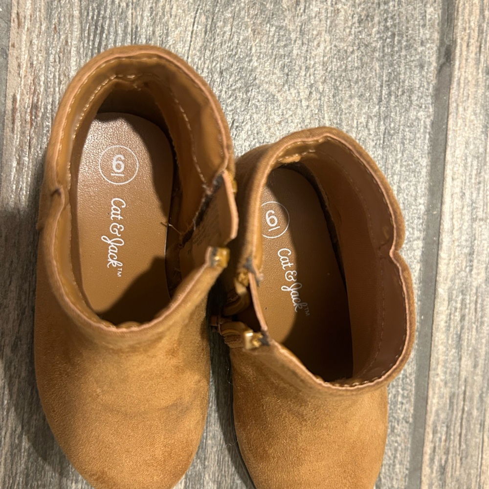 Cat & Jack Boot Bundle - Picture 4 of 7